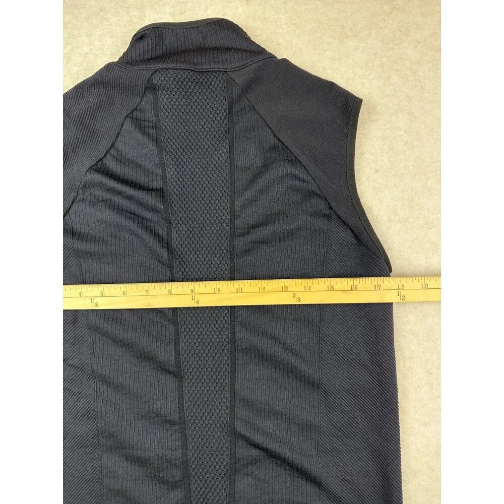 Zella Boy's Vest Full Zip Quilted Black Knit Lightweight  Sample Medium